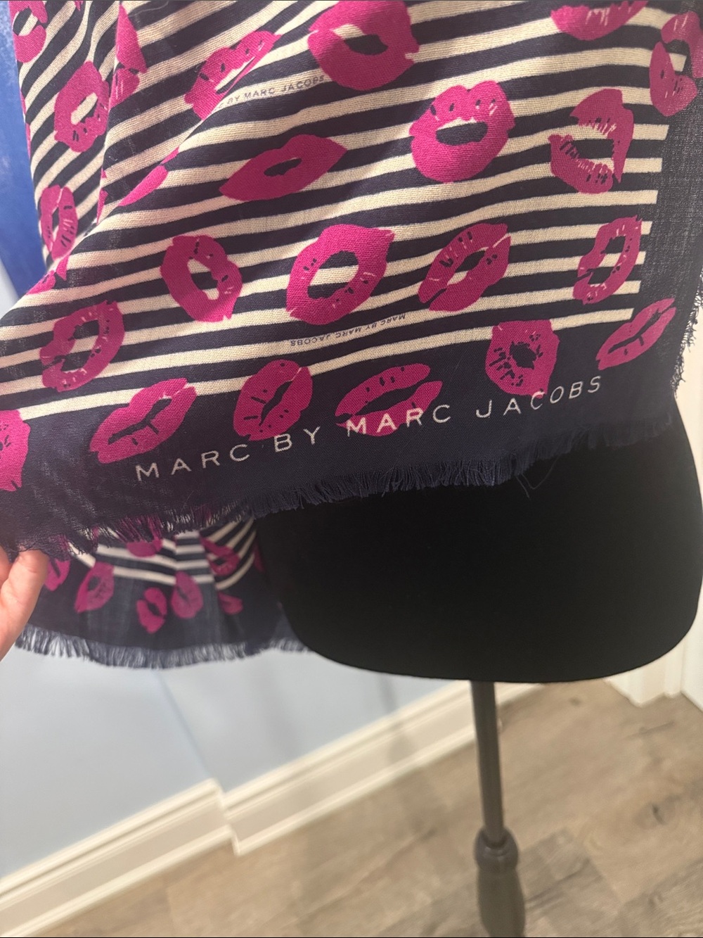 Marc By Marc Jacobs Pink and Black Patterned Shawl - Picture 4 of 5